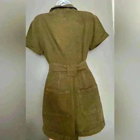 Forever 21 Green Zip Front Jumpsuit Shorts Romper (508) - Picture 4 of 15